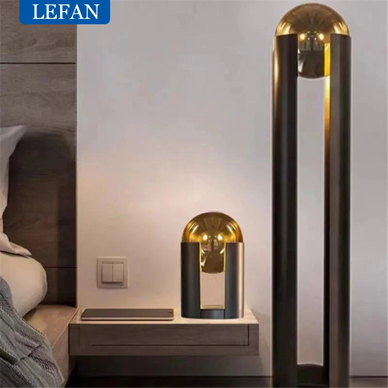 Lampadaire Cylindre Métal Noir et Verre Ambré - Salon Bureau Chambre — Prisme