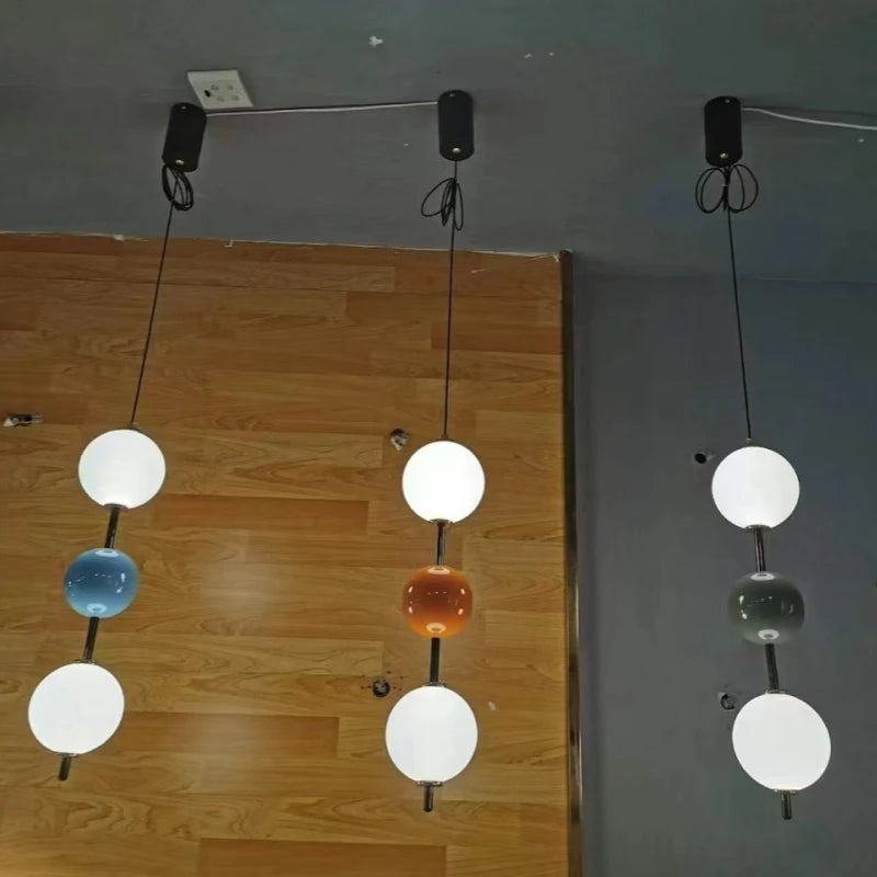 Suspension Sphère Verre Opalin et Céramique Taupe Minimaliste Design Boule - Chambre Salon Cuisine — Aldebaran