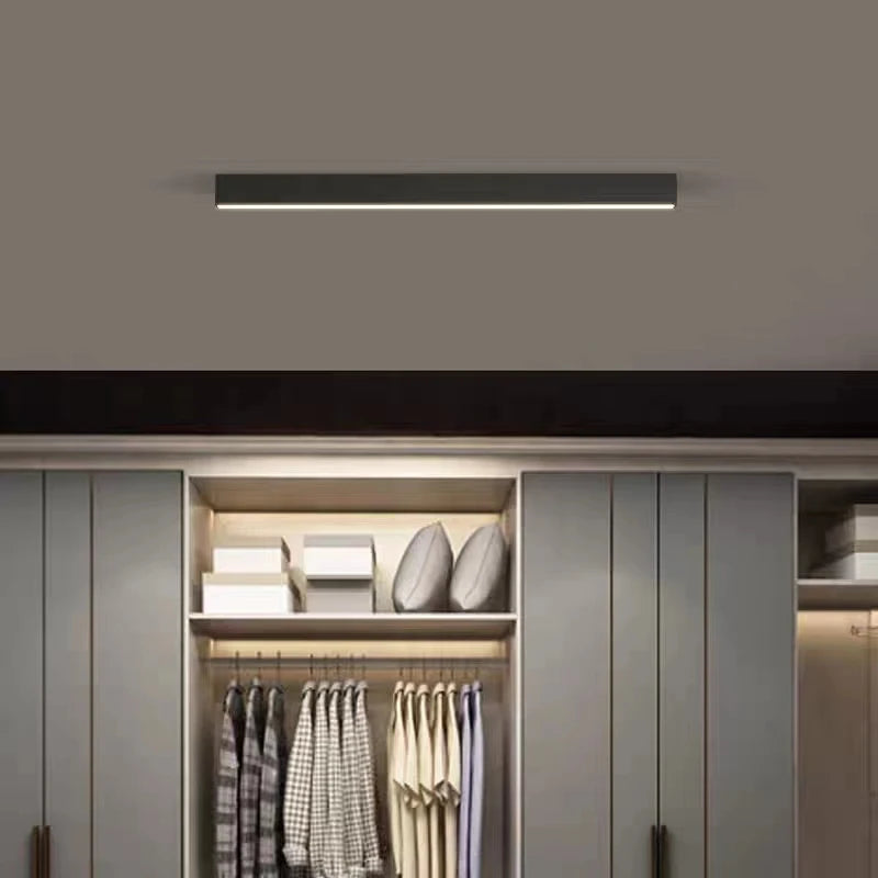Elowen Linéaire Aluminium Noir Minimaliste