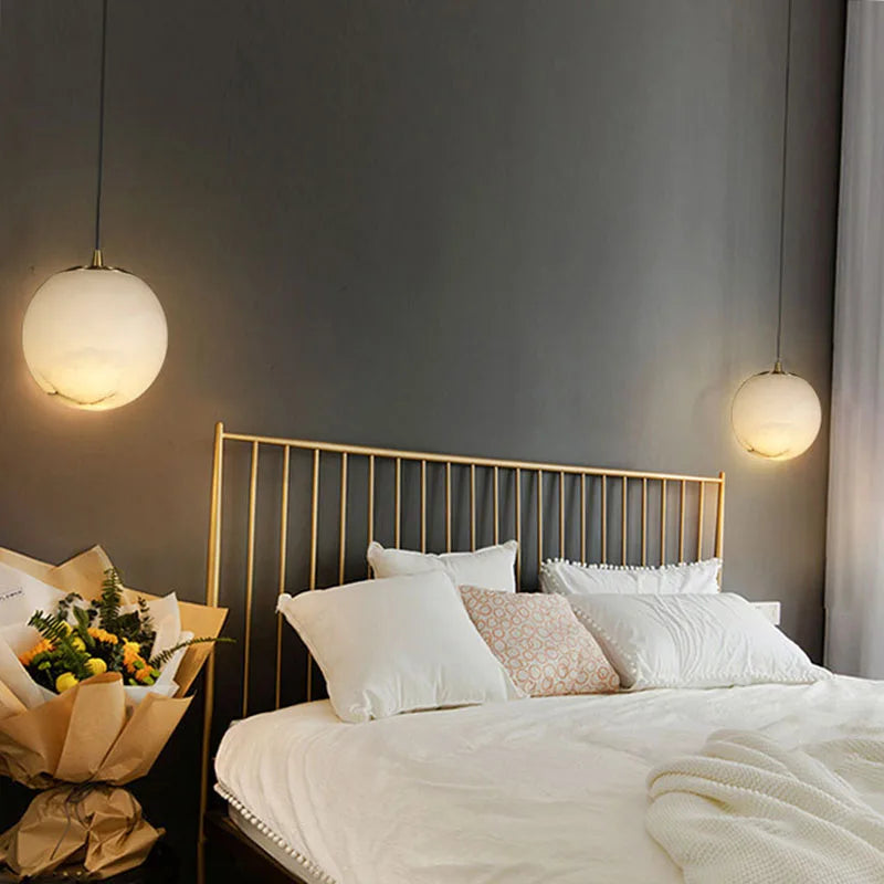 Suspension Cylindre Marbre Blanc et Laiton Épuré Design - Chambre Salon Cuisine — Procyon