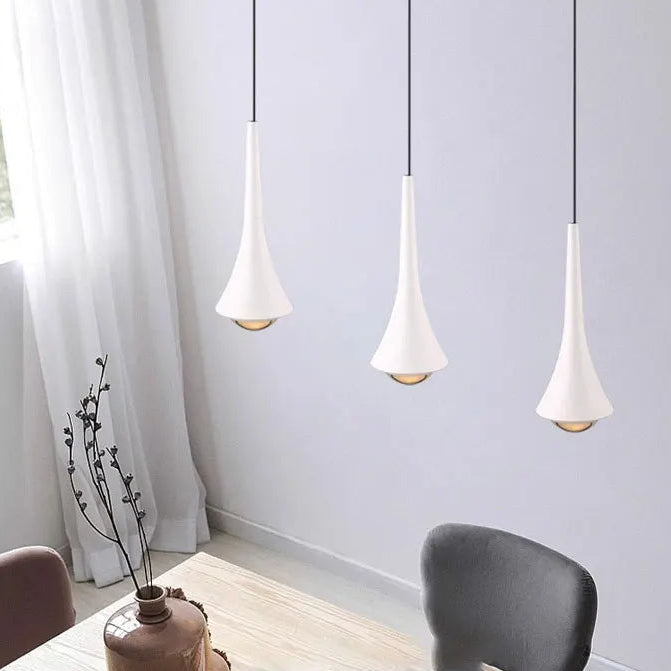 Suspension Trompette Métal Brossé Noir et Cuivre - Cuisine Salon Salle à Manger — Brio