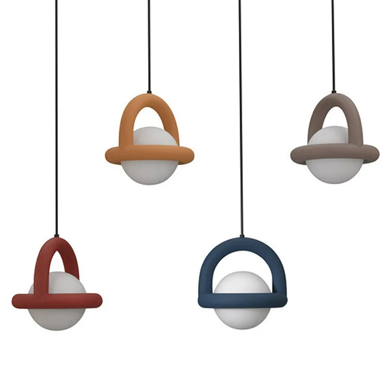 Suspension Anneau Métal Coloré Minimaliste Design - Cuisine Salon Salle à Manger — Orbit