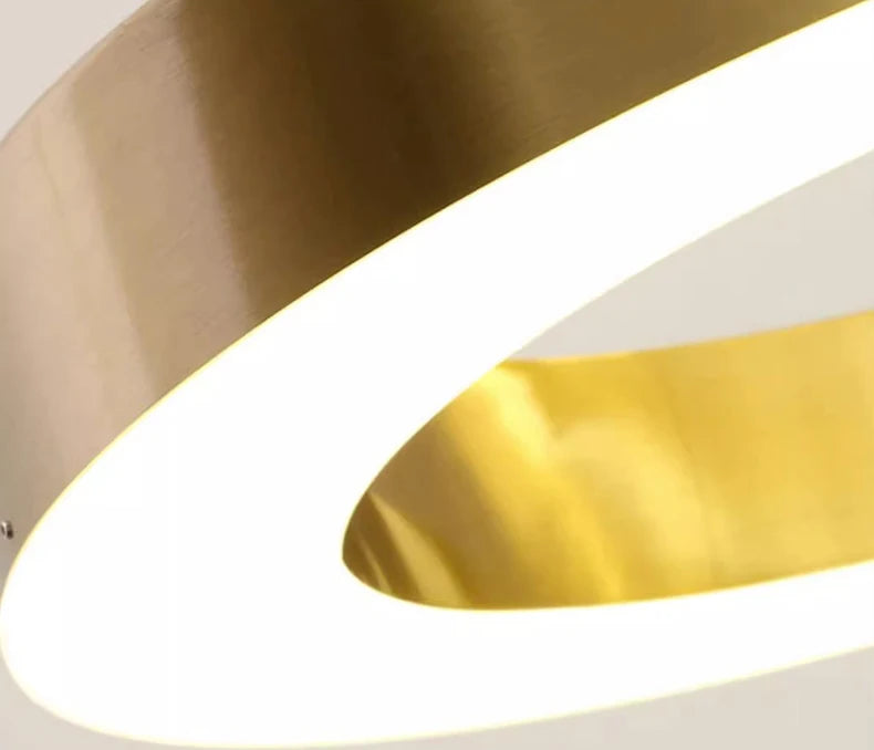 Skov Sphère Verre Opalin Minimaliste et Métal Noir