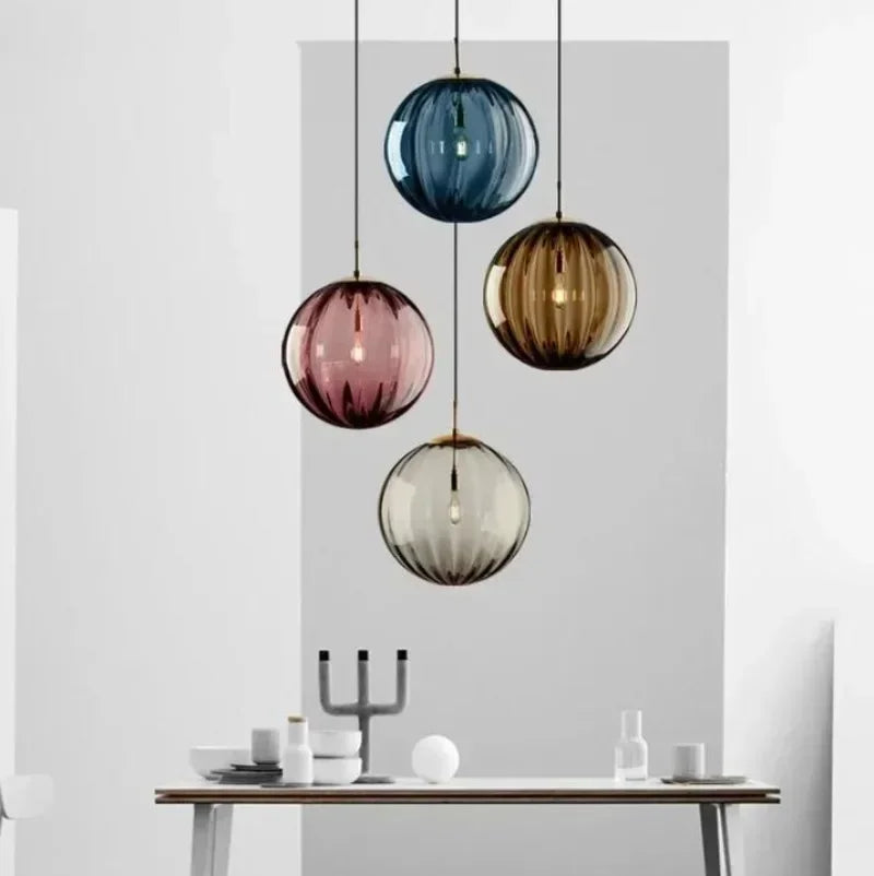 Suspension Sphère Verre Coloré et Laiton Épuré Design Boule - Cuisine Salon Salle à Manger — Mimosa