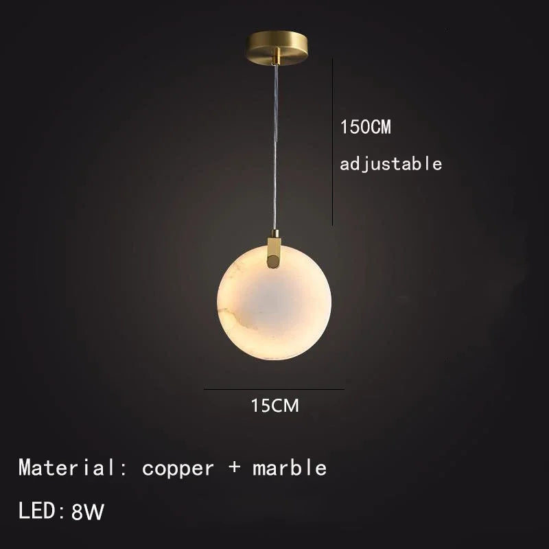 Lumis258 Sphère Verre Opalin et Laiton Minimaliste