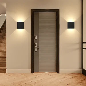 Armand Cube Aluminium Noir Minimaliste