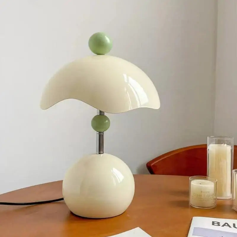 Lampe de Table Sphère Métal Blanc et Rouge Art Déco - Chambre Bureau Salon — Oxys