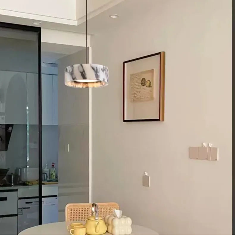 Suspension Cylindre Marbre Blanc Minimaliste Design - Chambre Salon Cuisine — Kyoto