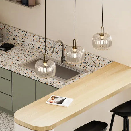 Suspension Cylindre Verre Strié et Laiton Doré - Chambre Salon Cuisine — Presto