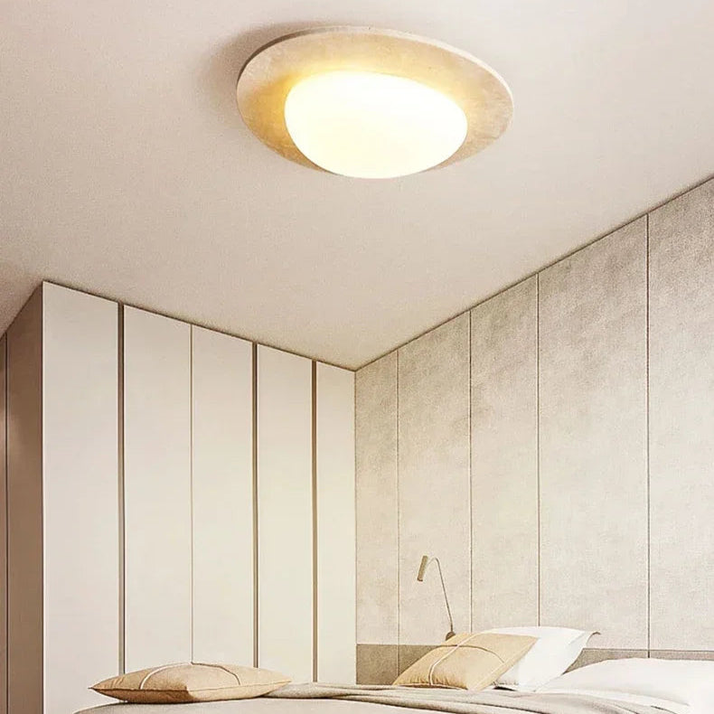 Plafonnier Ovale Verre Opalin Blanc Épuré Design Moderne - Salle de Bain Salon Chambre — Aristide