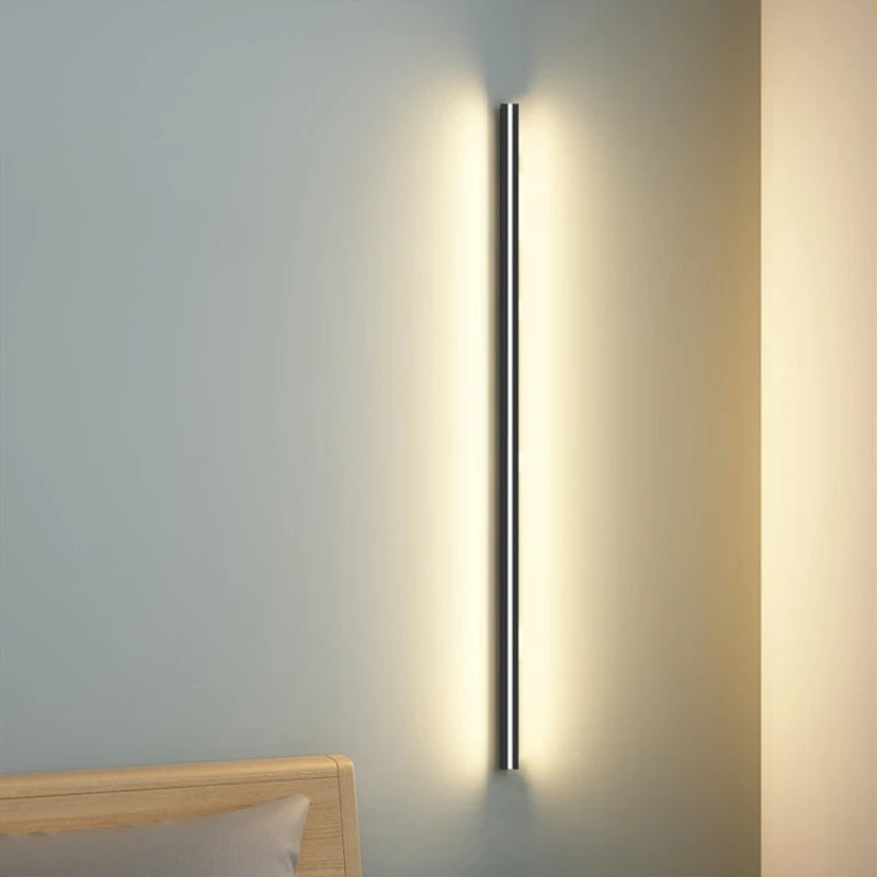 Aurelia Ligne Métal Noir Minimaliste