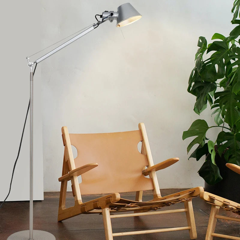 Lampadaire Bras Articulé Acier Chromé Minimaliste Design - Salon Bureau Chambre — Aura