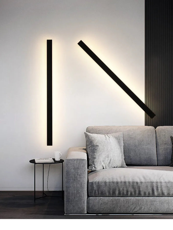 Edmond Ligne Acier Noir Mat Minimaliste
