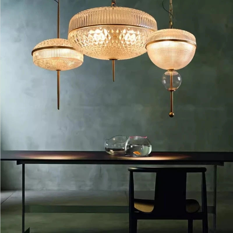 Suspension Sphère Verre Texturé et Laiton Doré Art Déco Boule - Salon Salle à Manger Chambre — Astro