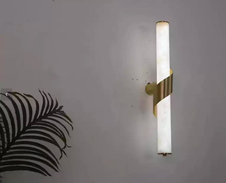 Tela Cylindre Verre Opalin et Métal Bronze