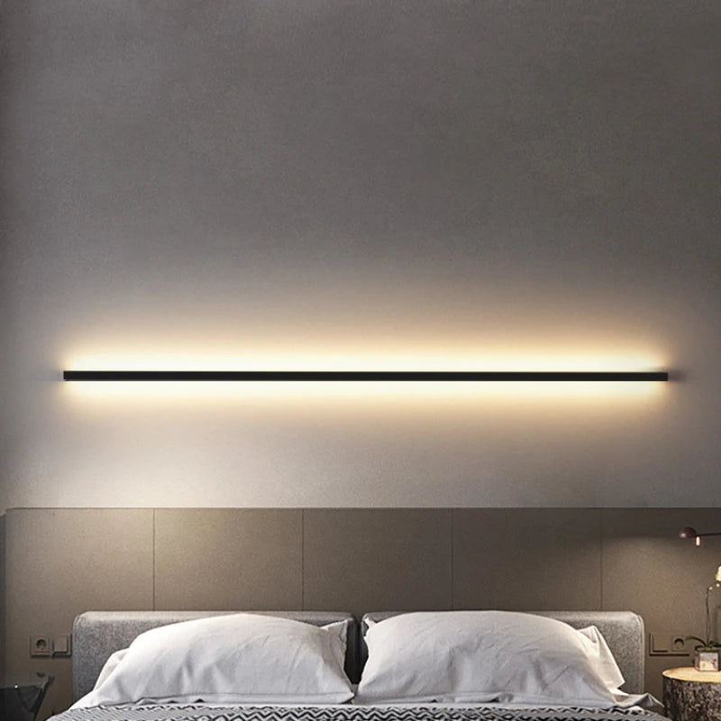 Aurelia Ligne Métal Noir Minimaliste