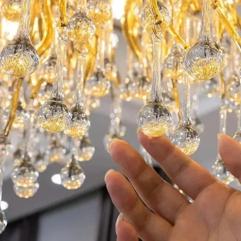Randi Cascade Cristal et Métal Doré Luxueux