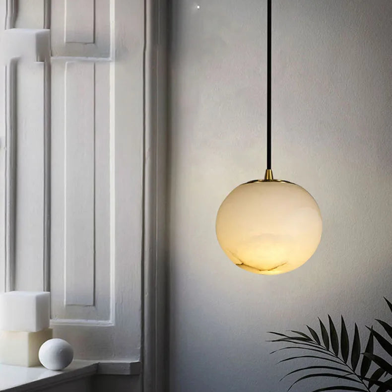 Suspension Cylindre Marbre Blanc et Laiton Épuré Design - Chambre Salon Cuisine — Procyon