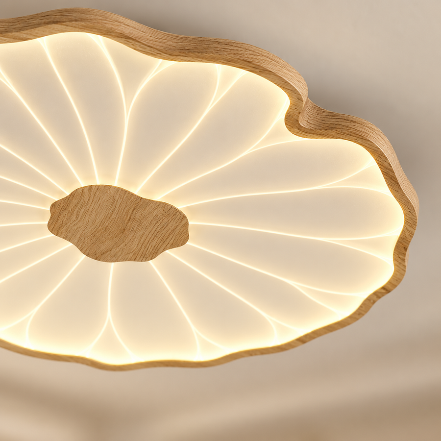 Détail des nervures lumineuses, du diffuseur acrylique et de la finition imitation bois de Solara