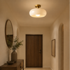 Plafonnier Sphère Verre Opalin et Laiton Minimaliste Design Moderne Boule - Salon Salle à Manger Chambre — Vesta
