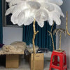 Lampadaire Plumes Blanches et Métal Doré Art Déco - Salon Bureau Chambre — Aigrette
