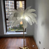 Lampadaire Feuillage Plumes Crème et Métal Doré - Salon Bureau Chambre — Folia