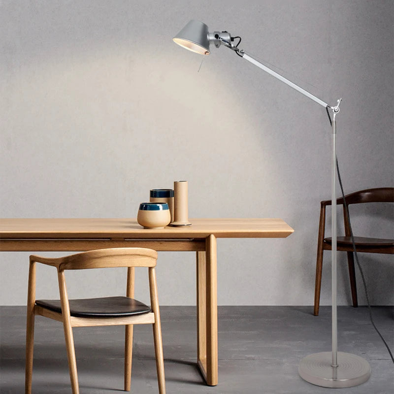 Lampadaire Bras Articulé Acier Chromé Minimaliste Design - Salon Bureau Chambre — Aura