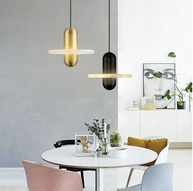 Suspension Cylindre Laiton et Marbre Blanc Art Déco - Chambre Salon Cuisine — Arabella