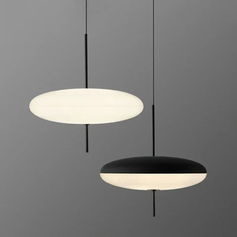 Suspension Disque Métal Noir et Verre Opalin - Chambre Salon Cuisine — Xenon