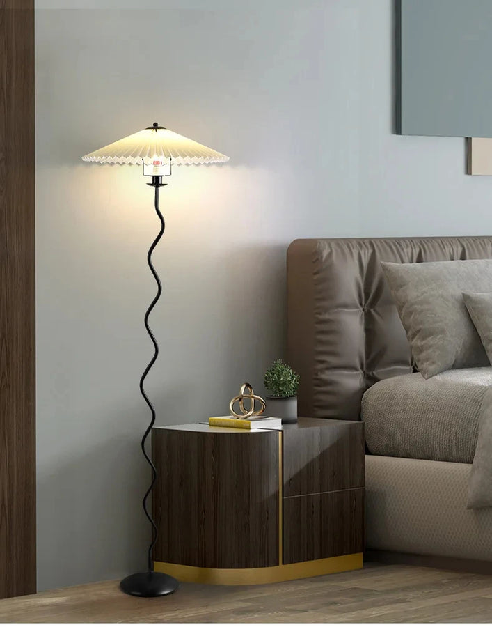 Lampadaire Spirale Métal Noir et Abat-Jour Plissé - Salon Bureau Chambre — Spiro