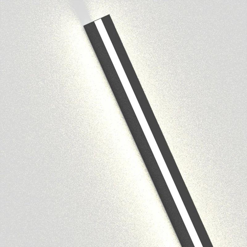 Aurelia Ligne Métal Noir Minimaliste