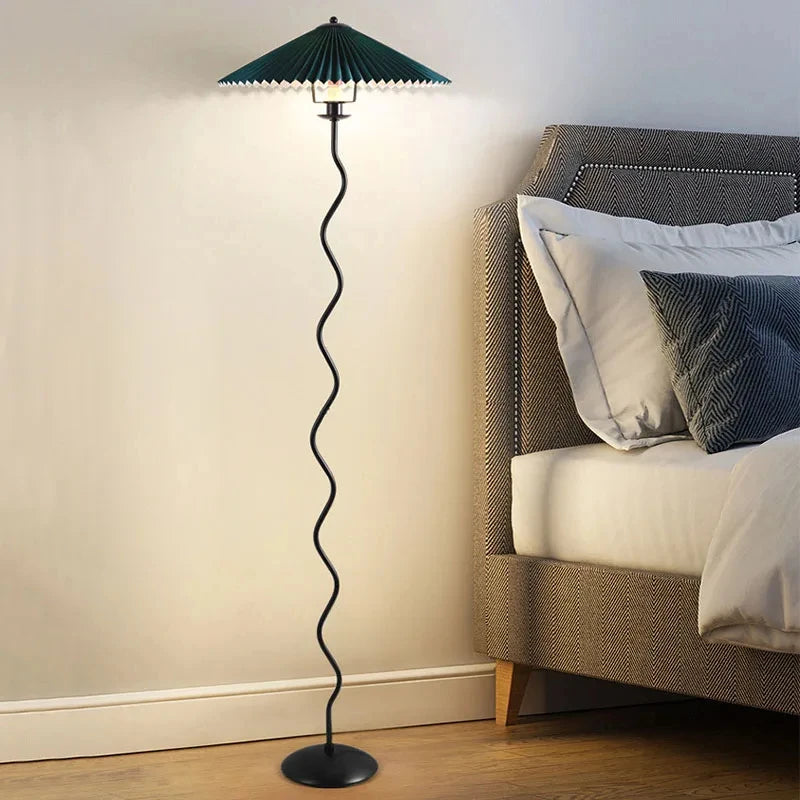 Lampadaire Spirale Métal Noir et Abat-Jour Plissé - Salon Bureau Chambre — Spiro