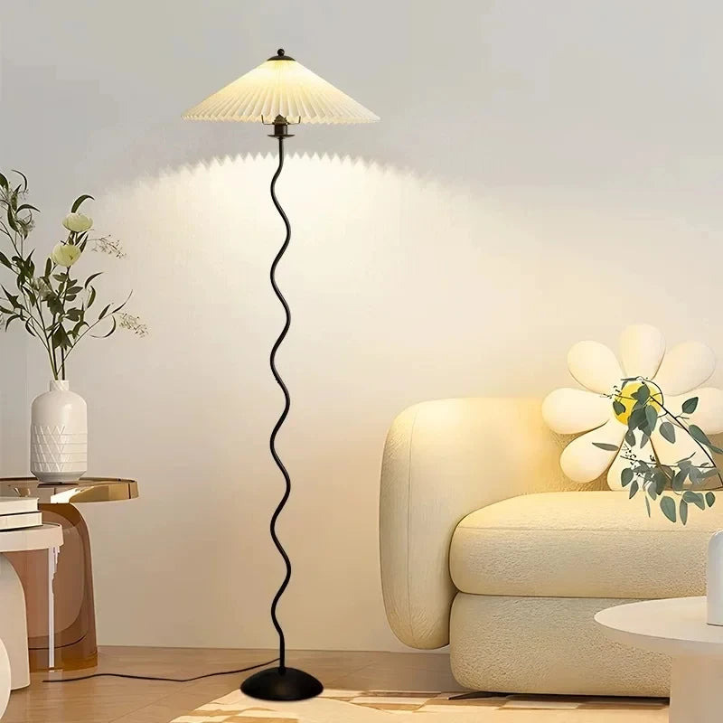 Lampadaire Spirale Métal Noir et Abat-Jour Plissé - Salon Bureau Chambre — Spiro