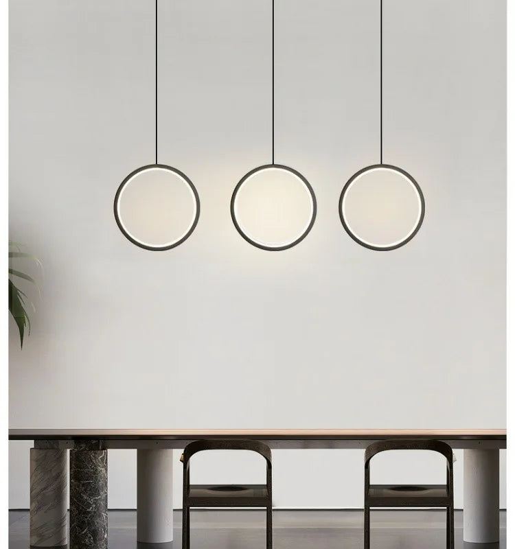 Yuki Anneaux Métal Noir et Blanc Minimaliste