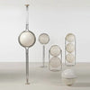Lampadaire Sphère Verre Opalin et Métal Chromé Minimaliste Design - Salon Bureau Chambre — Orbe