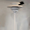 Lampadaire Tablette Métal Noir et Bois Minimaliste Design - Salon Bureau Chambre — Lumio