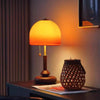 Lampe de Table Dôme Verre Ambré et Bois Sombre - Chambre Bureau Salon — Voûte