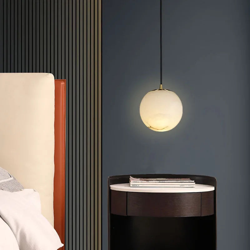 Suspension Cylindre Marbre Blanc et Laiton Épuré Design - Chambre Salon Cuisine — Procyon