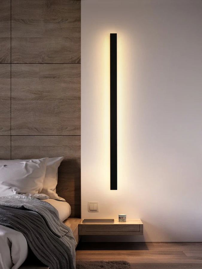 Edmond Ligne Acier Noir Mat Minimaliste