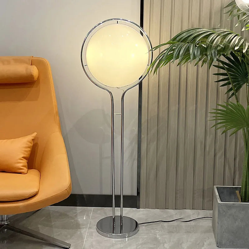 Lampadaire Sphère Verre Opalin et Métal Chromé Minimaliste Design - Salon Bureau Chambre — Orbe