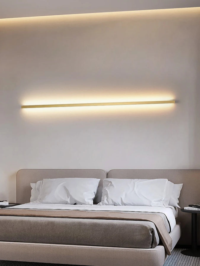 Aurelia Ligne Métal Noir Minimaliste