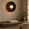 Coralia noire — mise en ambiance dans un coin bureau