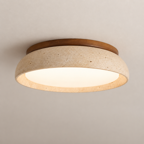 Solena Ø 43 cm — plafonnier travertin et bois, vue studio