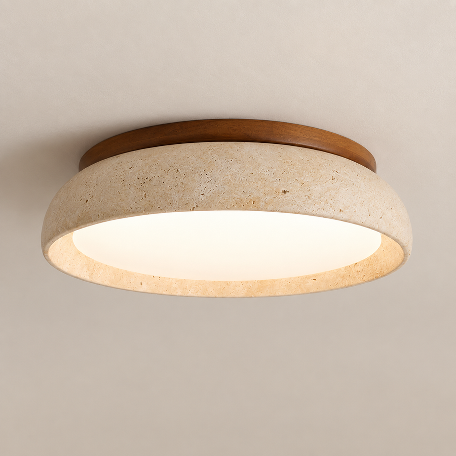 Solena Ø 55 cm — plafonnier travertin et bois, vue studio